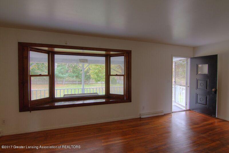 14501 Dunn Road Haslett, MI 48840 - Photo 17 of 34 dunn_rd-livingrm03_preview_jpeg
