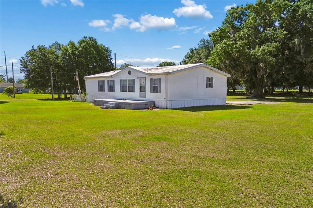 1710 Cowart Road Plant City, FL 33567 - Photo 5 of 53 Gallery Image 5