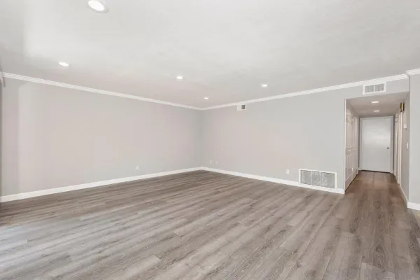 $3,200 | 6780 Mission Gorge Road, Unit 33, San Diego, CA 92120