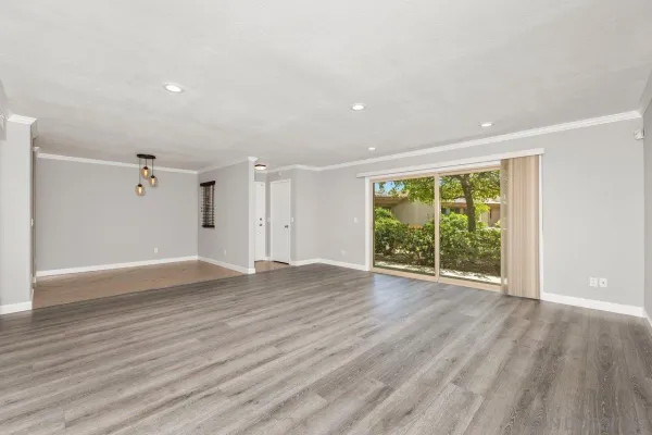 $3,200 | 6780 Mission Gorge Road, Unit 33, San Diego, CA 92120