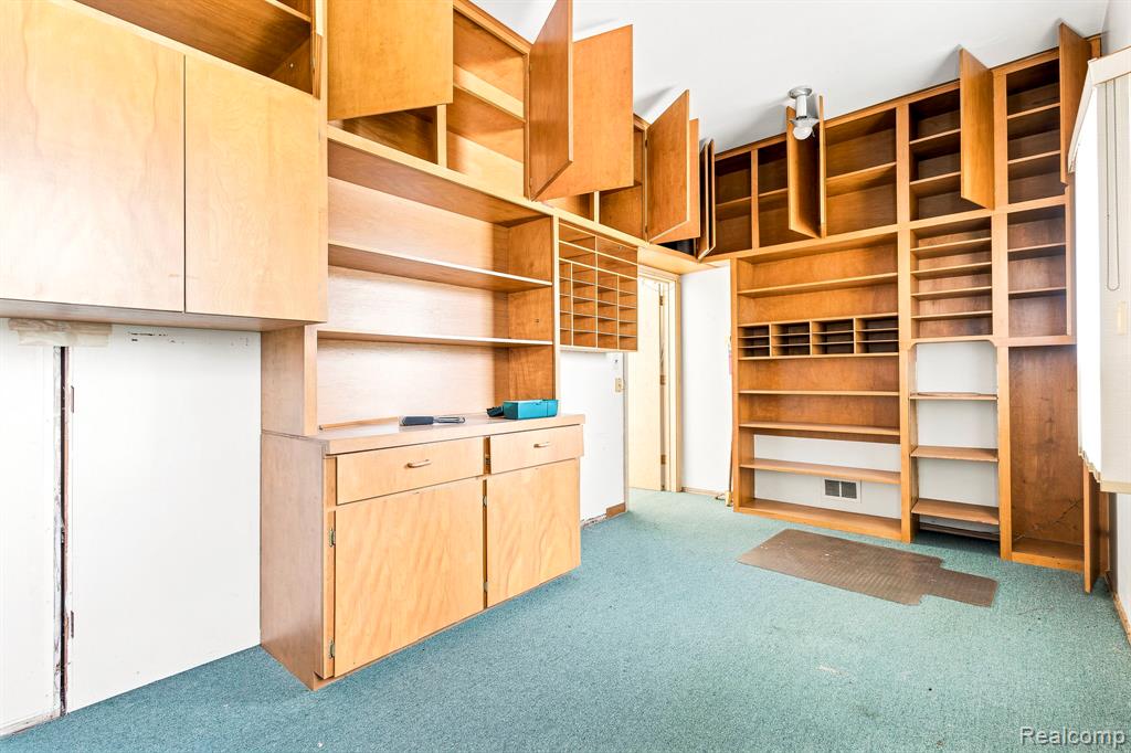 9735 Dolan Road Columbus, MI 48063 - Photo 50 of 63 Gallery Image 50