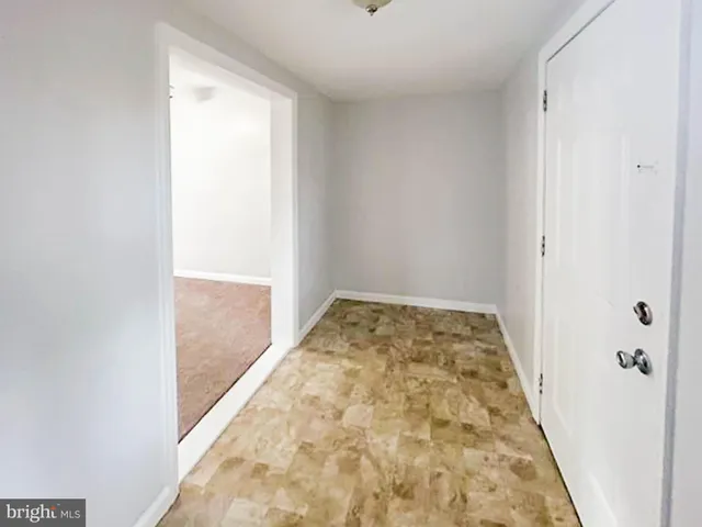 $230,000 | 17 West Buckingham Avenue, Mount Ephraim, NJ 08059