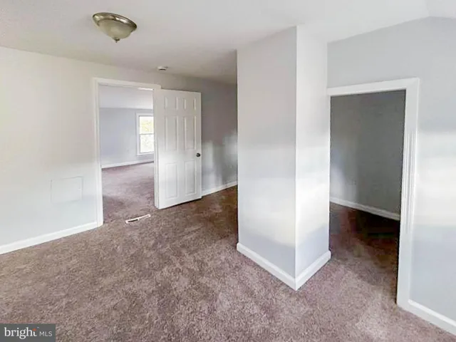 $230,000 | 17 West Buckingham Avenue, Mount Ephraim, NJ 08059