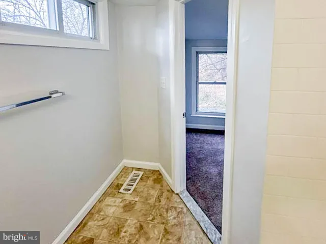 $230,000 | 17 West Buckingham Avenue, Mount Ephraim, NJ 08059