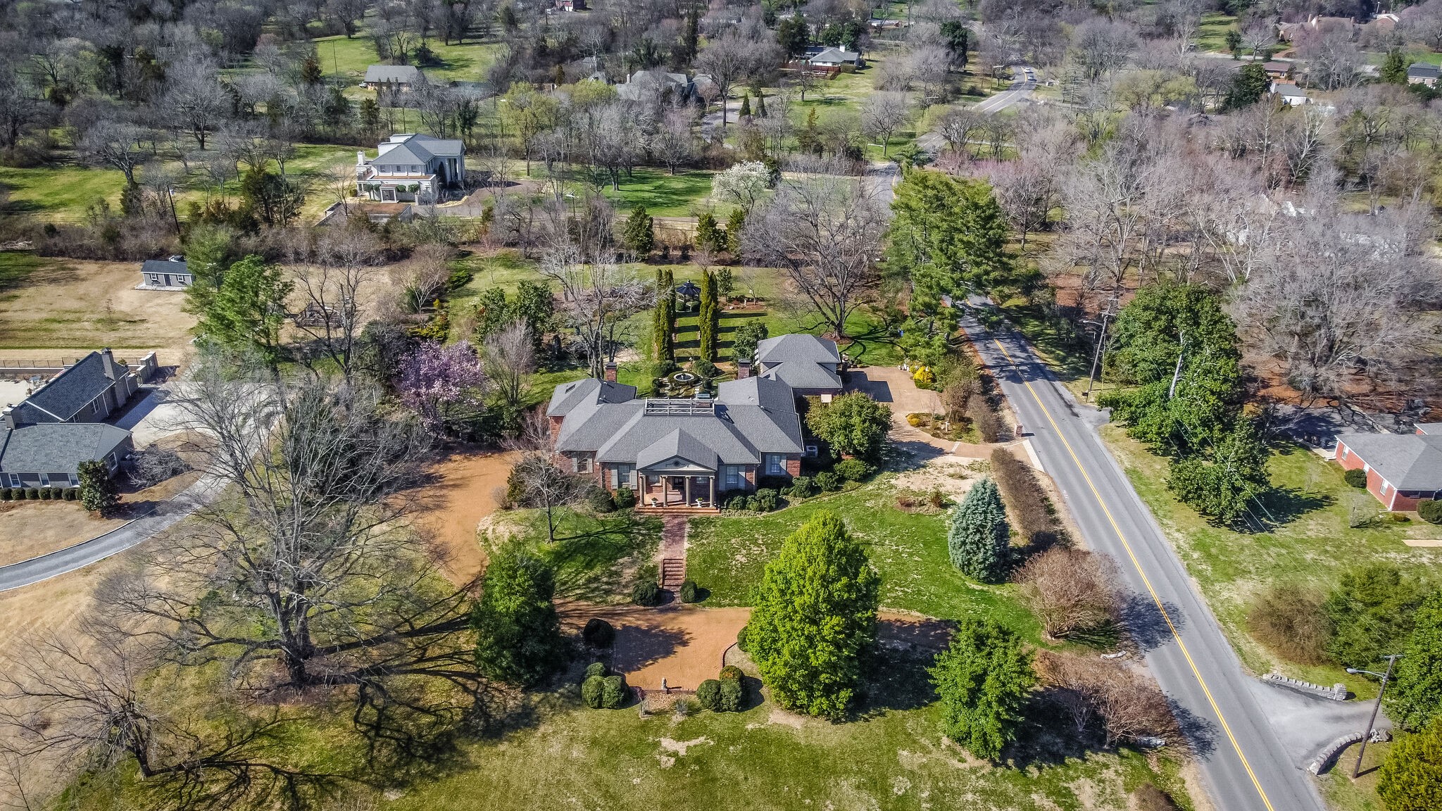 101 Brook Hollow Road Nashville, TN 37205 - Photo 2 of 70