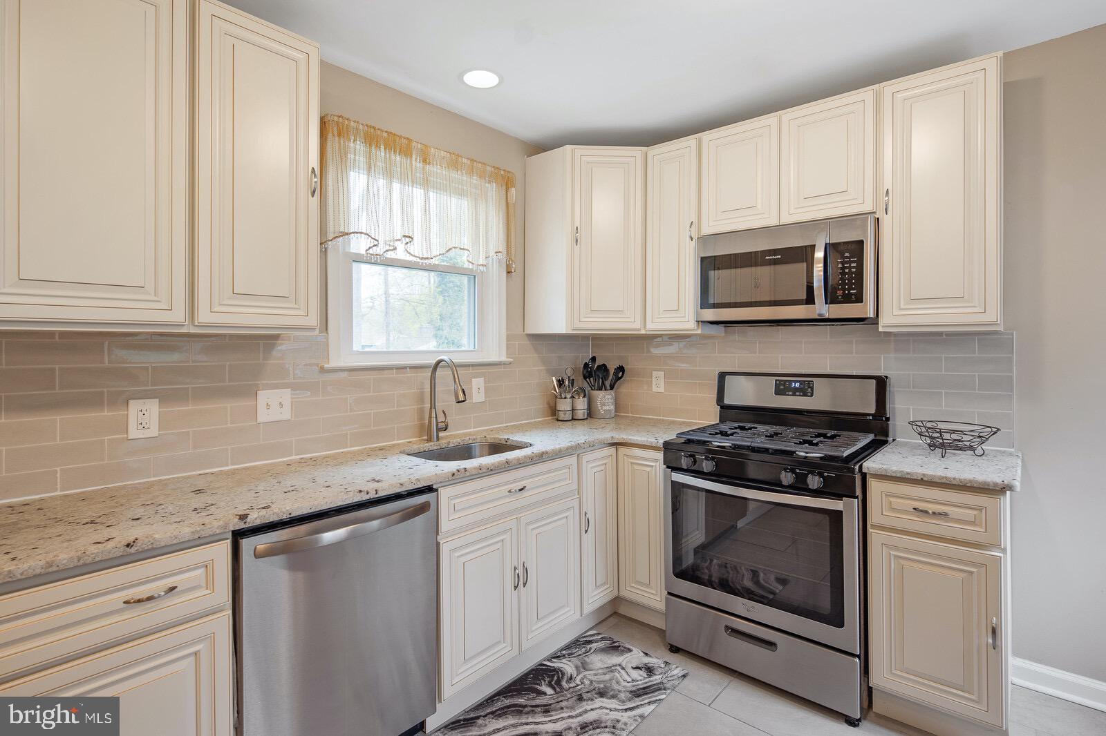 4402 Miller Road Wilmington, DE 19802 - Photo 3 of 19 Gallery Image 3