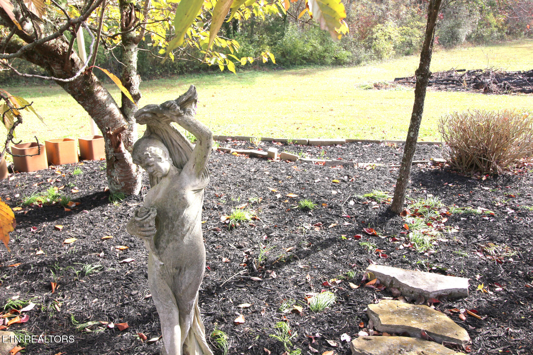 3465 West Wolf Valley Road Clinton, TN 37716 - Photo 13 of 52 Beautiful Touches