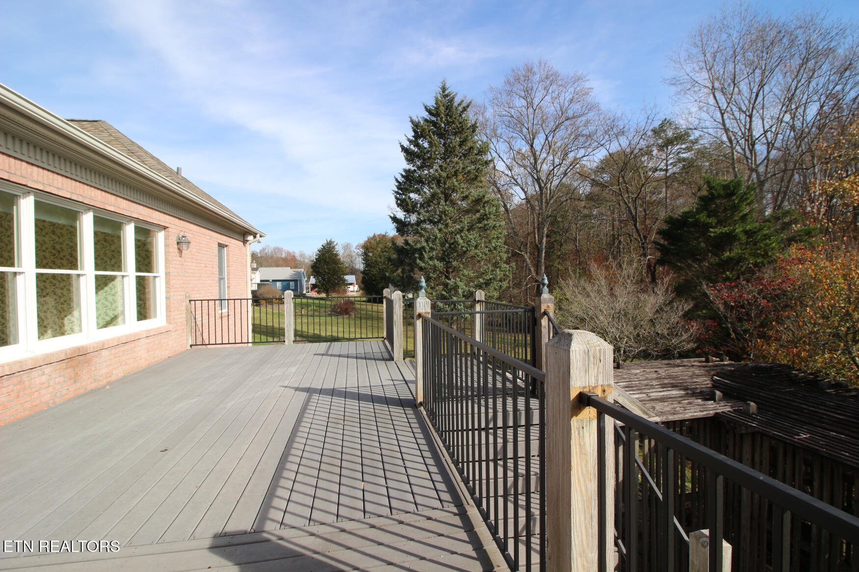 3465 West Wolf Valley Road Clinton, TN 37716 - Photo 47 of 52 Deck