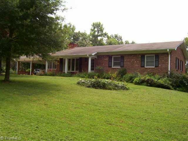 2340 Mount View King, NC 27021 - Photo 1 of 1 Exterior Front.