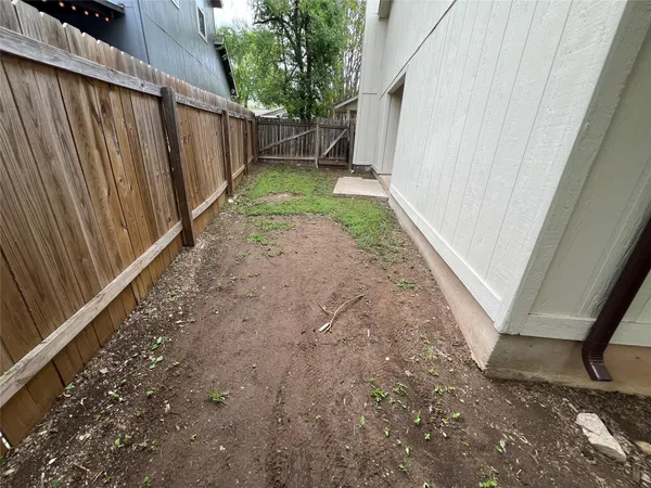 $2,000 | 2807 Firecrest Drive, Austin, TX 78748