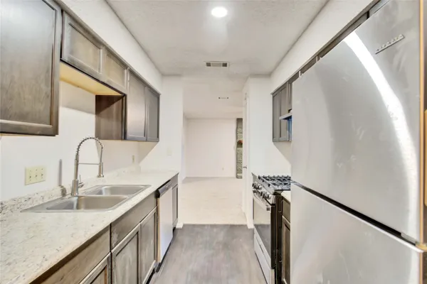 $2,000 | 2807 Firecrest Drive, Austin, TX 78748