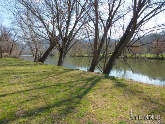 2390 River Road Hot Springs, NC 28743 - Photo 2 of 19 Gallery Image 2