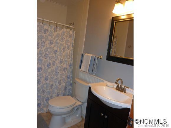 2390 River Road Hot Springs, NC 28743 - Photo 11 of 19 Gallery Image 11