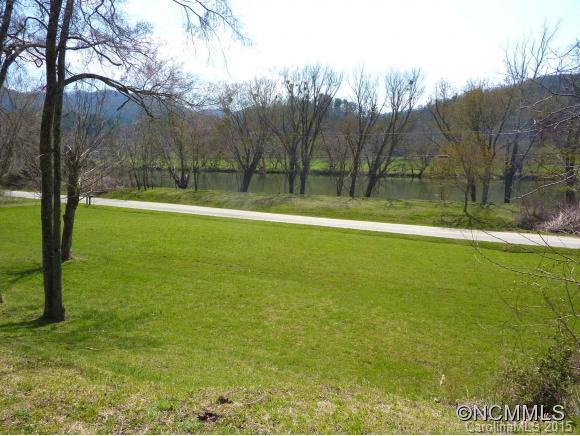 2390 River Road Hot Springs, NC 28743 - Photo 17 of 19 Gallery Image 17