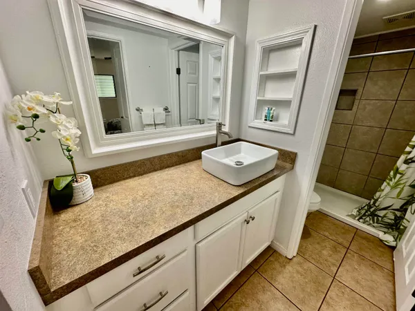 $249,500 | 1000 Kamehameha V Highway, Unit A205, Kaunakakai, HI 96748