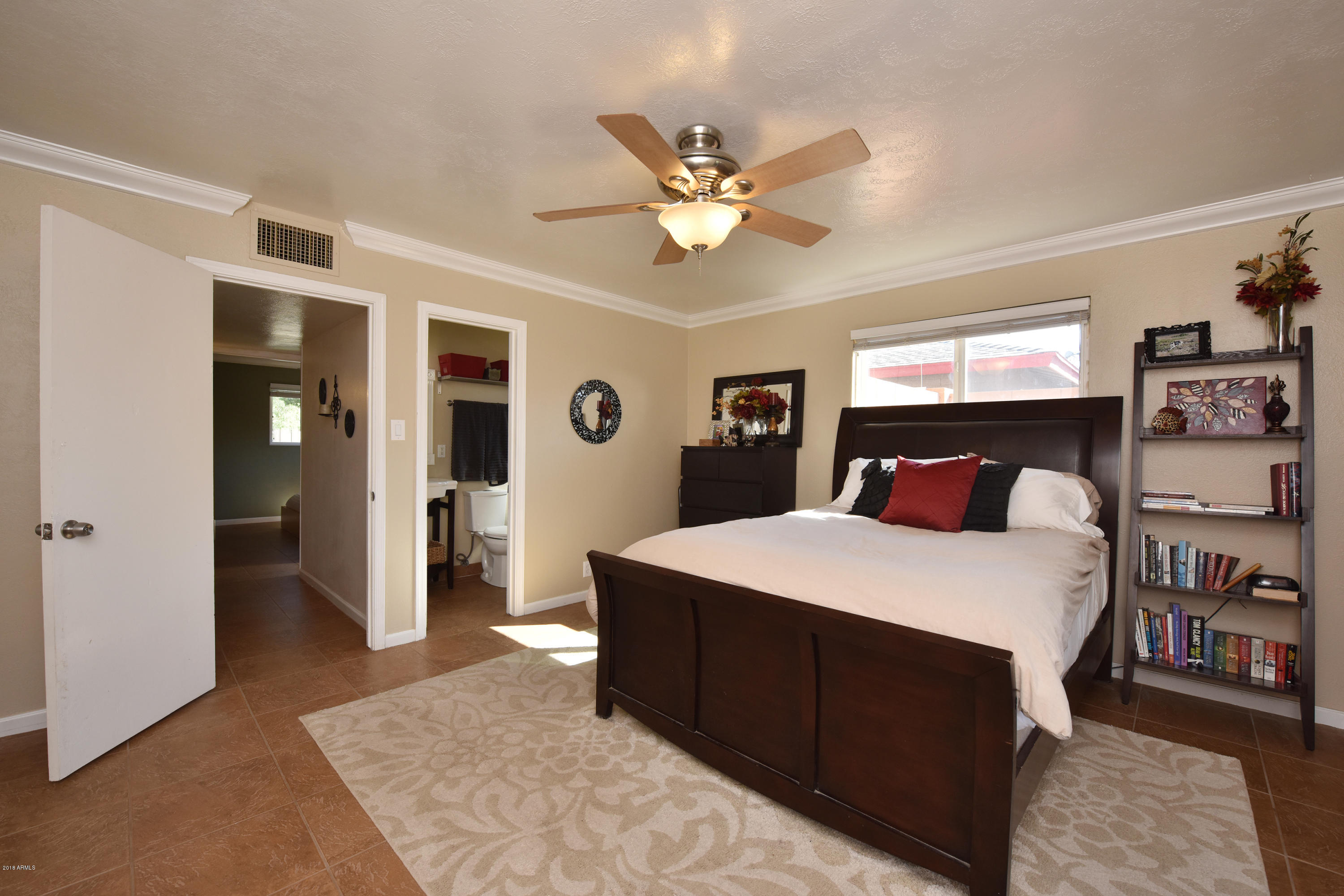 3007 East Cheery Lynn Road Phoenix, AZ 85016 - Photo 13 of 26 Master 2
