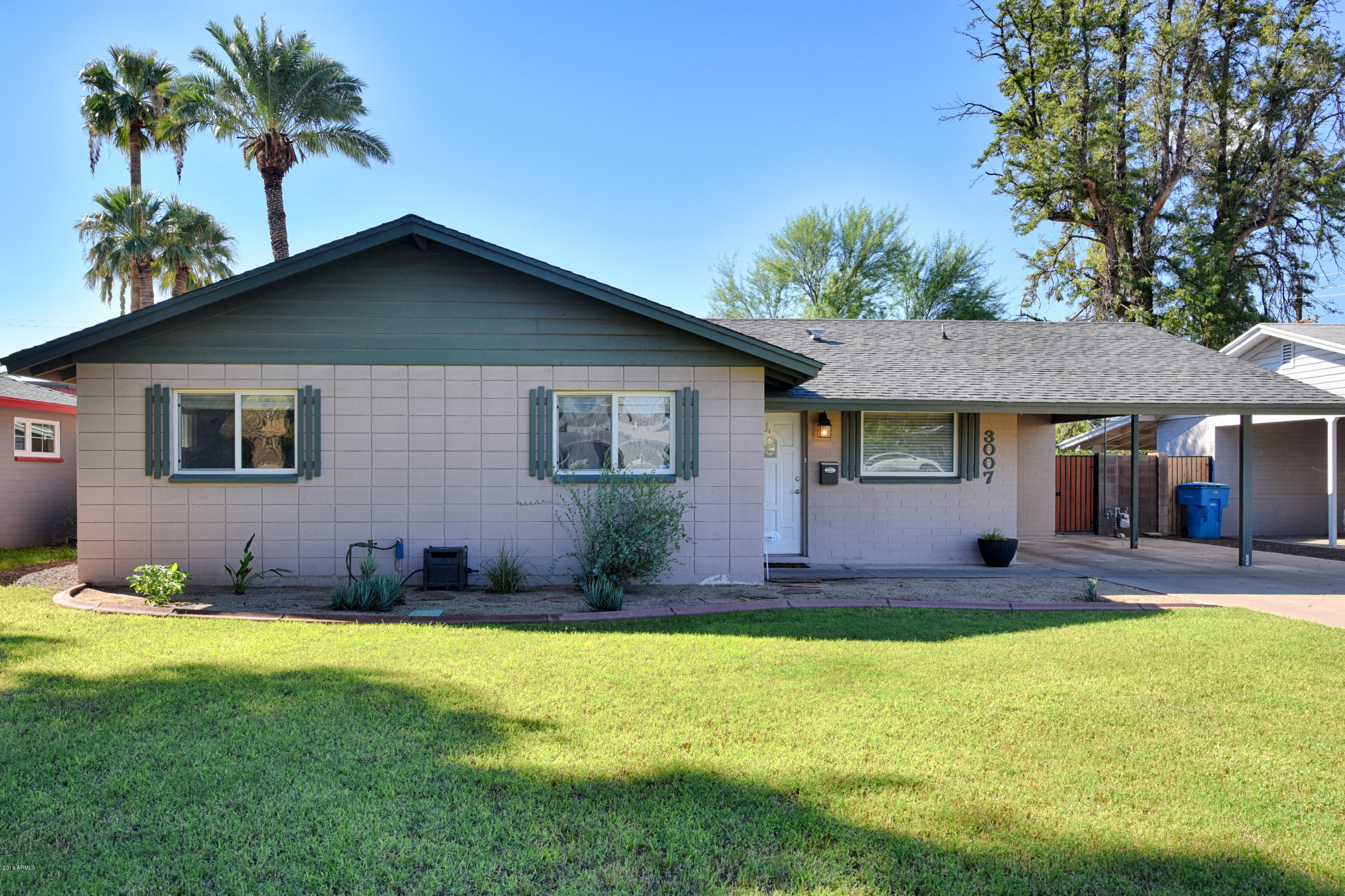 3007 East Cheery Lynn Road Phoenix, AZ 85016 - Photo 2 of 26 Front 2