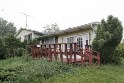 17951 Highway 86 Three Rivers, MI 49093 - Photo 1 of 17 Primary Photo