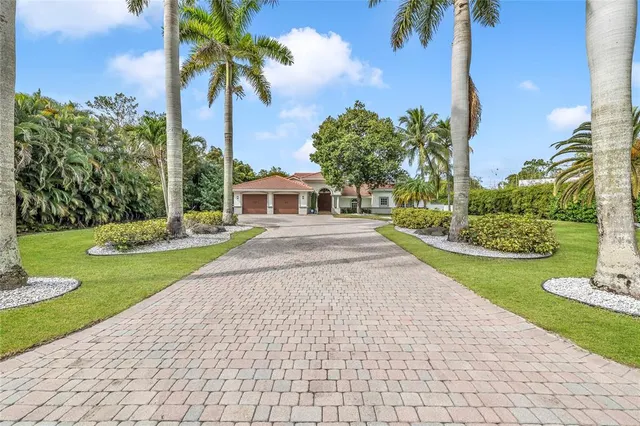 $1,950,000 | 5963 Northwest 75th Way, Parkland, FL 33067
