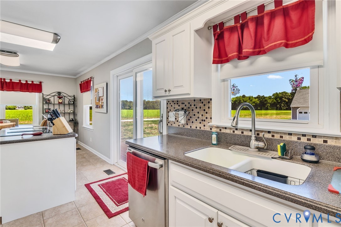765 Senora Road Lancaster, VA 22503 - Photo 13 of 48