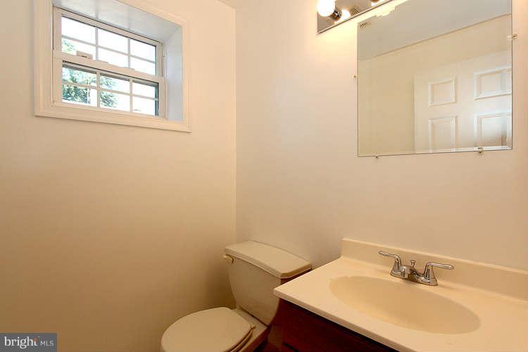 1414 A Street Northeast Washington, DC 20002 - Photo 13 of 27 Powder Room on Main Level