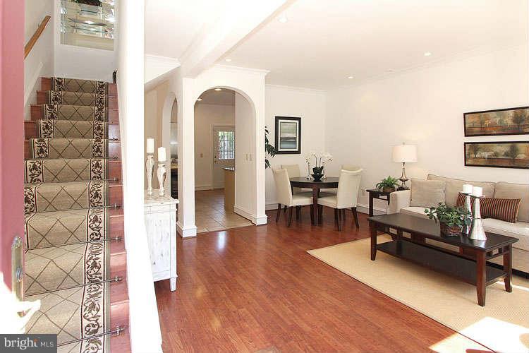 1414 A Street Northeast Washington, DC 20002 - Photo 7 of 27 Living Room