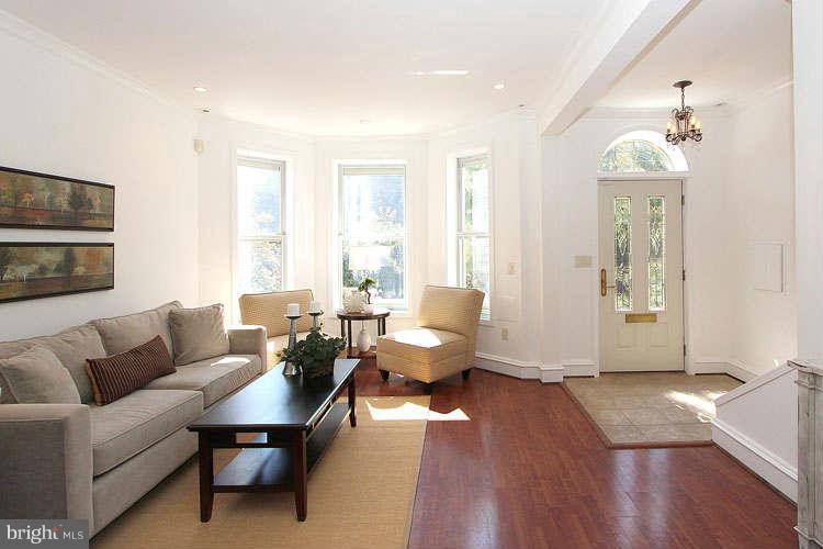 1414 A Street Northeast Washington, DC 20002 - Photo 8 of 27 Living Room View to South Facing Pella Windows