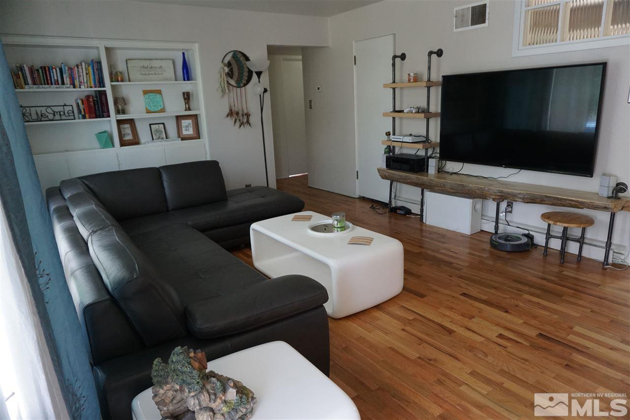 845 Bates Avenue Reno, NV 89502 - Photo 7 of 18 a living room with furniture and a flat screen tv