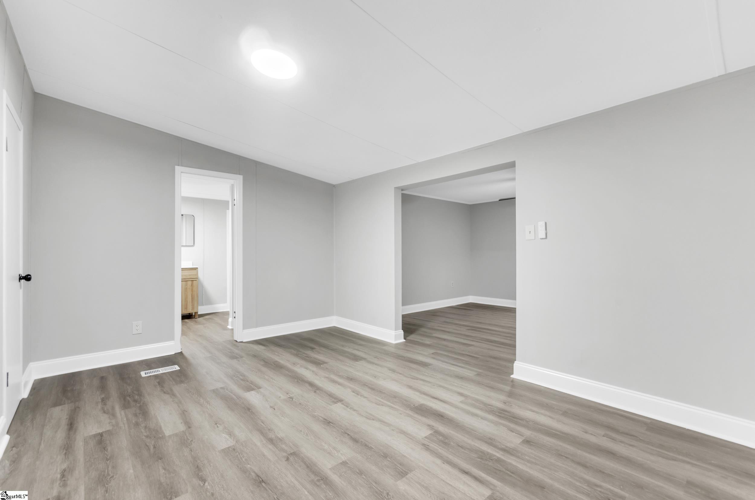 131 White Horse Rd Extension Greenville, SC 29605 - Photo 12 of 32