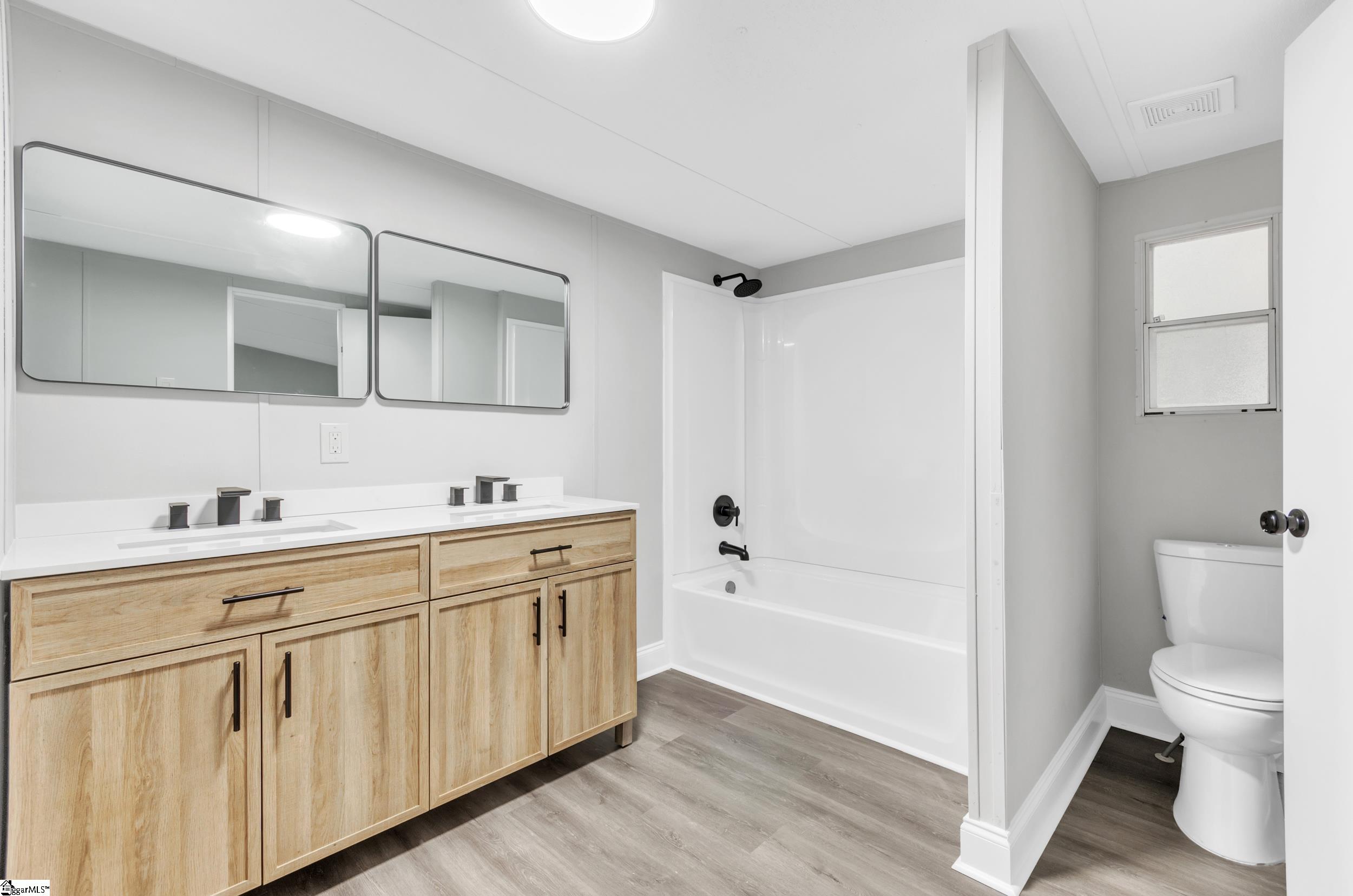 131 White Horse Rd Extension Greenville, SC 29605 - Photo 16 of 32