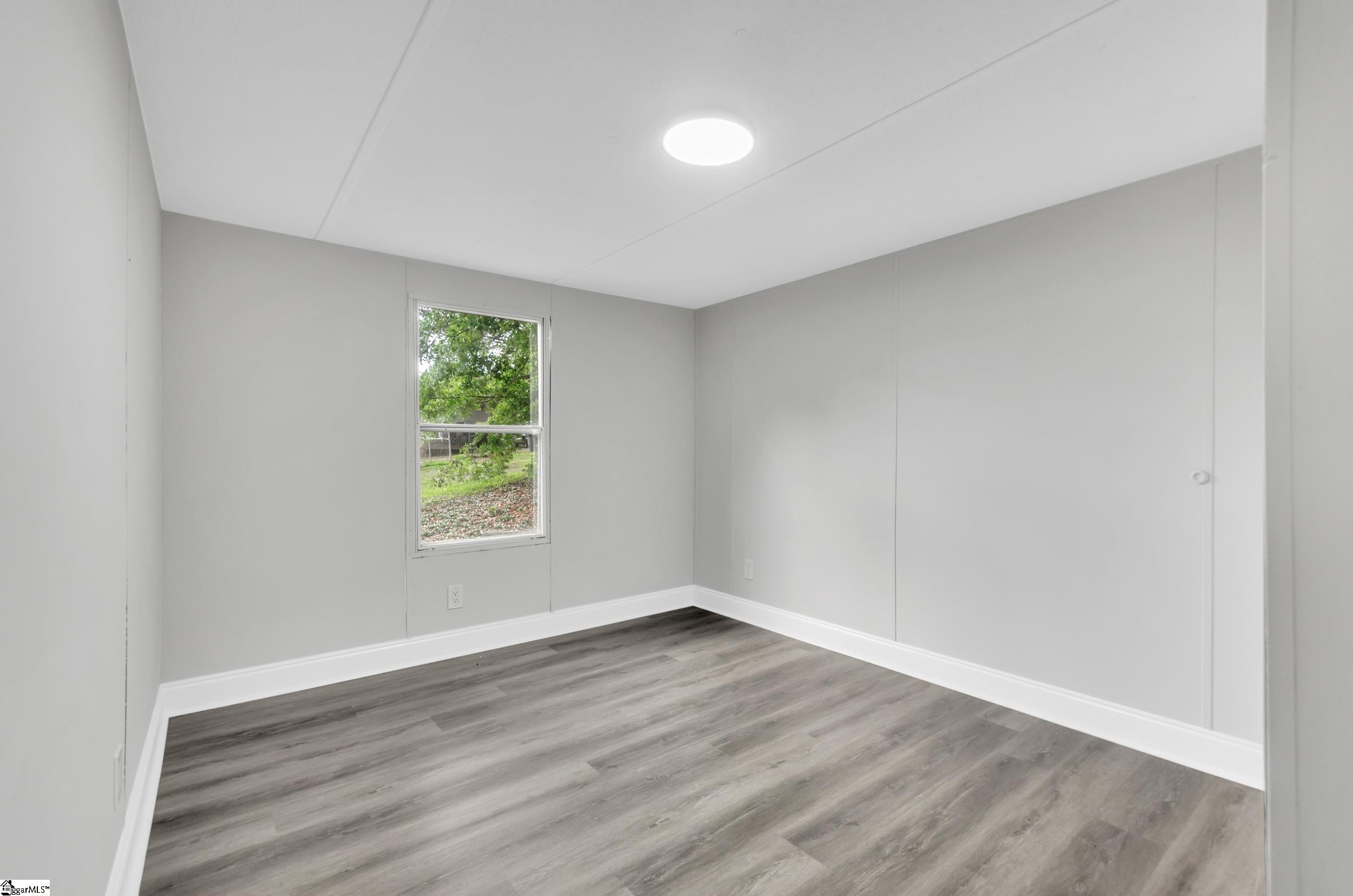 131 White Horse Rd Extension Greenville, SC 29605 - Photo 17 of 32