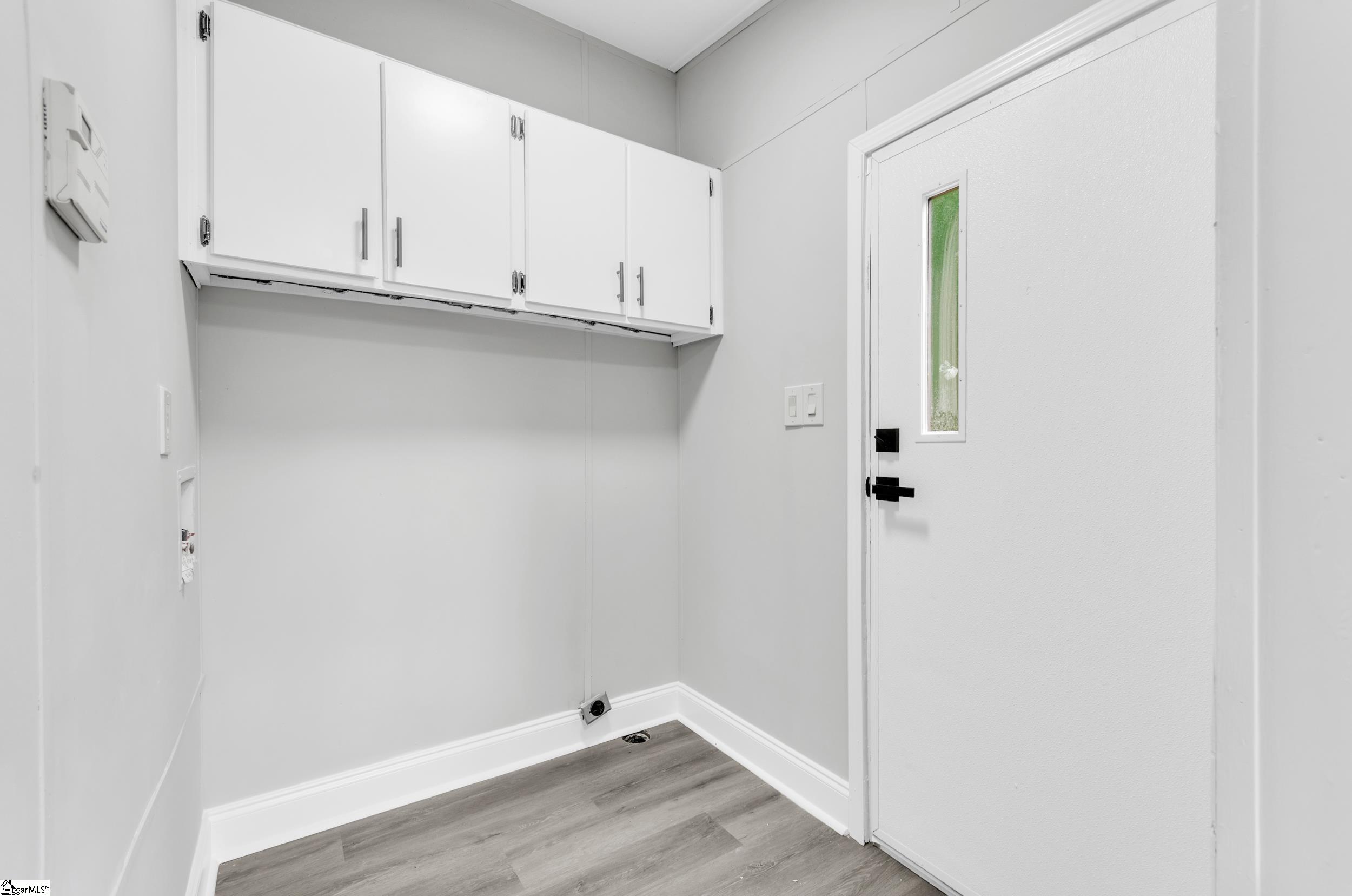 131 White Horse Rd Extension Greenville, SC 29605 - Photo 9 of 32