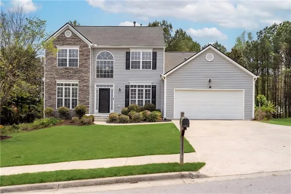 $480,000 | 816 Pond View Lane, Sugar Hill, GA 30518