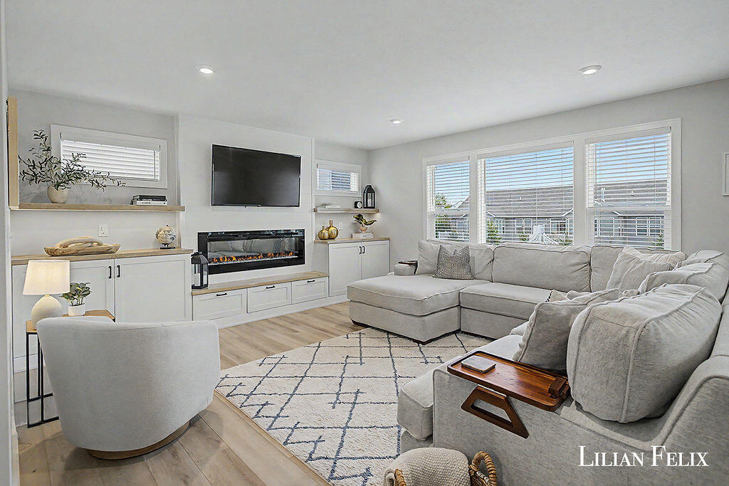 8825 Emerado Road Jenison, MI 49428 - Photo 5 of 59 3X0A6100
