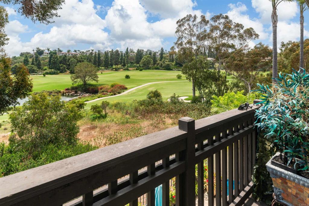 6817 Adolphia Drive Carlsbad, CA 92011 - Photo 22 of 34 a view of a yard with wooden fence