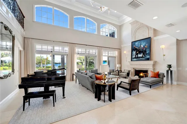 $12,000,000 | 707 Grove Place, Vero Beach, FL 32963