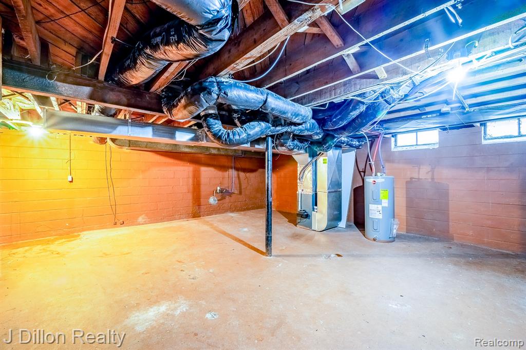 99 Chestnut Street River Rouge, MI 48218 - Photo 45 of 50
