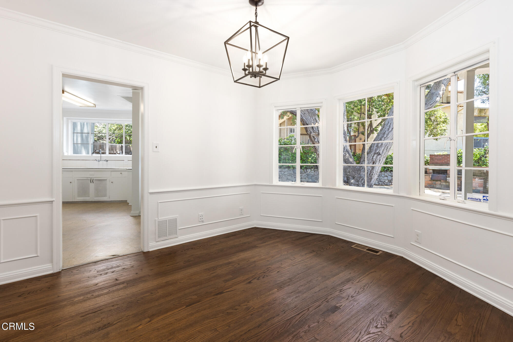 6532 Day Street Tujunga, CA 91042 - Photo 12 of 28 6532 Day St_012