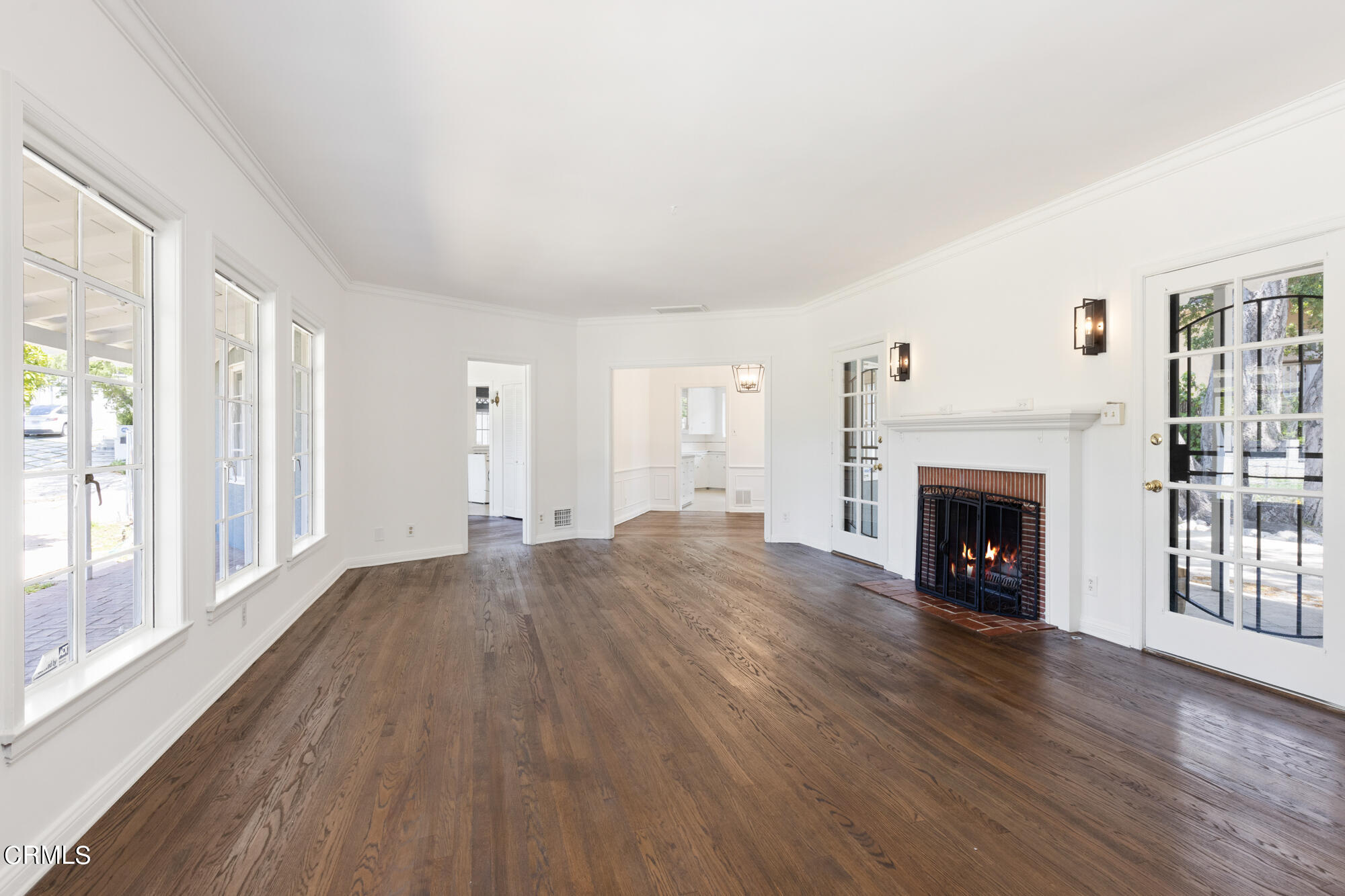 6532 Day Street Tujunga, CA 91042 - Photo 5 of 28 6532 Day St_005