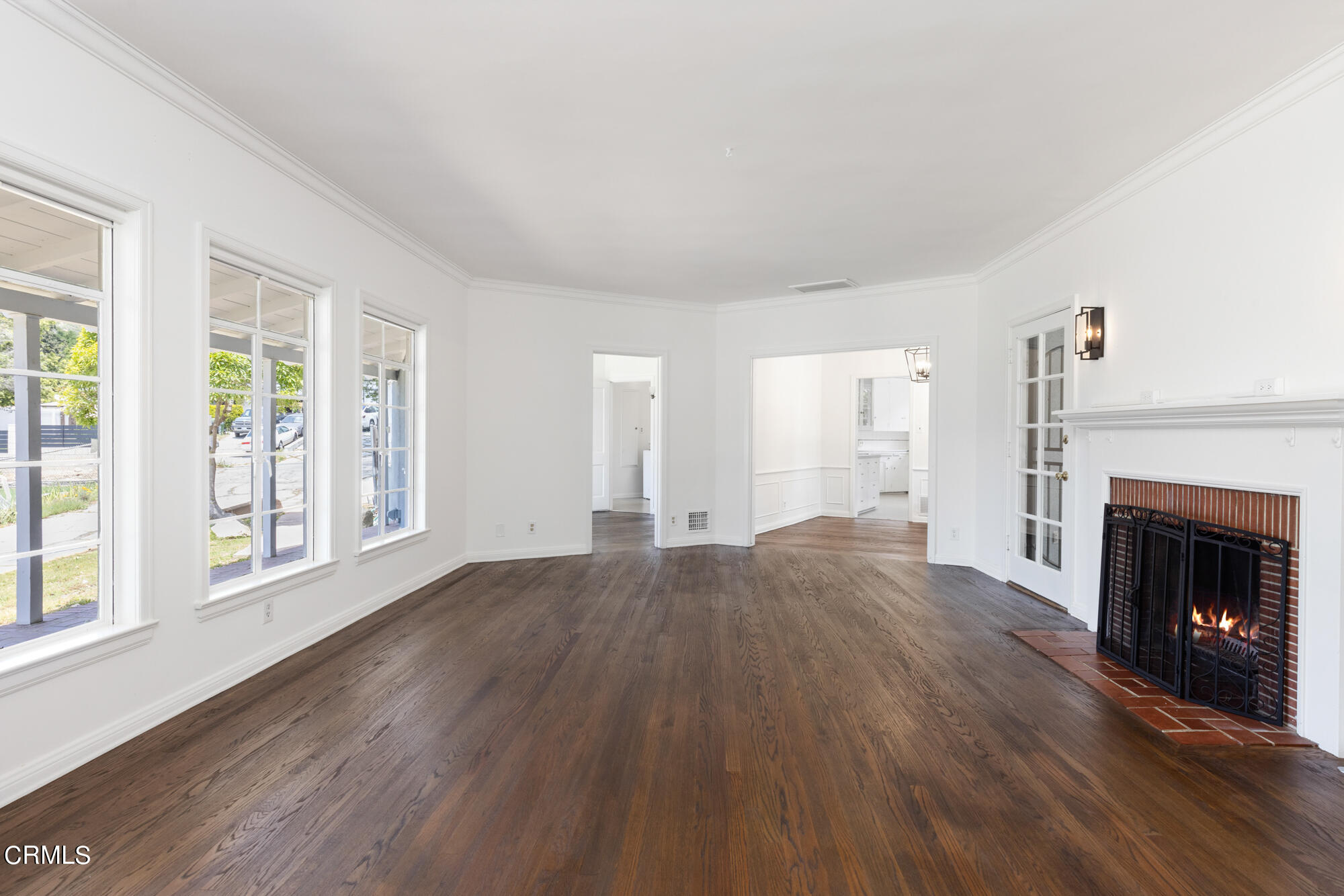 6532 Day Street Tujunga, CA 91042 - Photo 6 of 28 6532 Day St_006