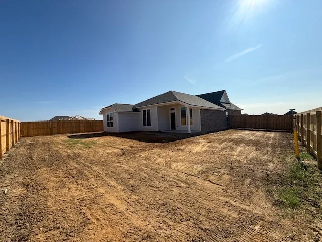 $331,800 | 7812 Leadtree Drive, Navasota, TX 77868