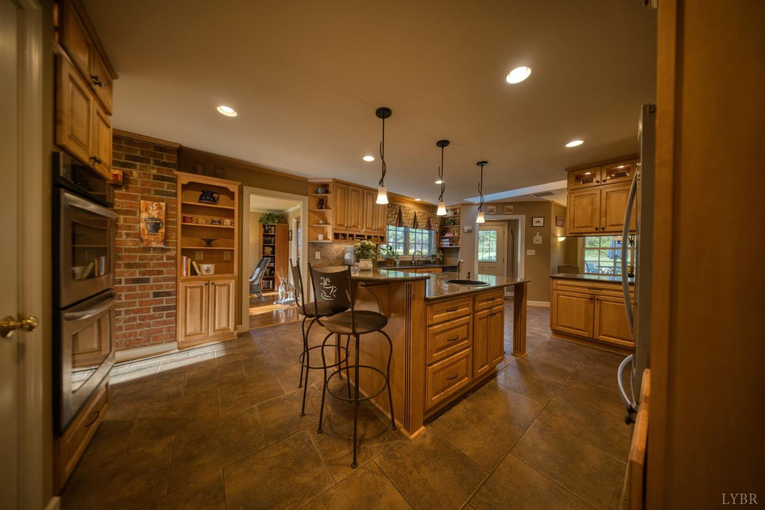 732 Chikasaw Road Lynchburg, VA 24502 - Photo 14 of 97