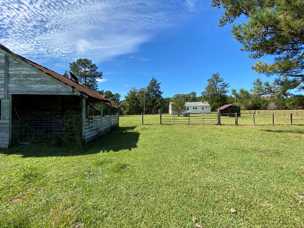 1274 North Martintown Road Edgefield, SC 29824 - Photo 4 of 32