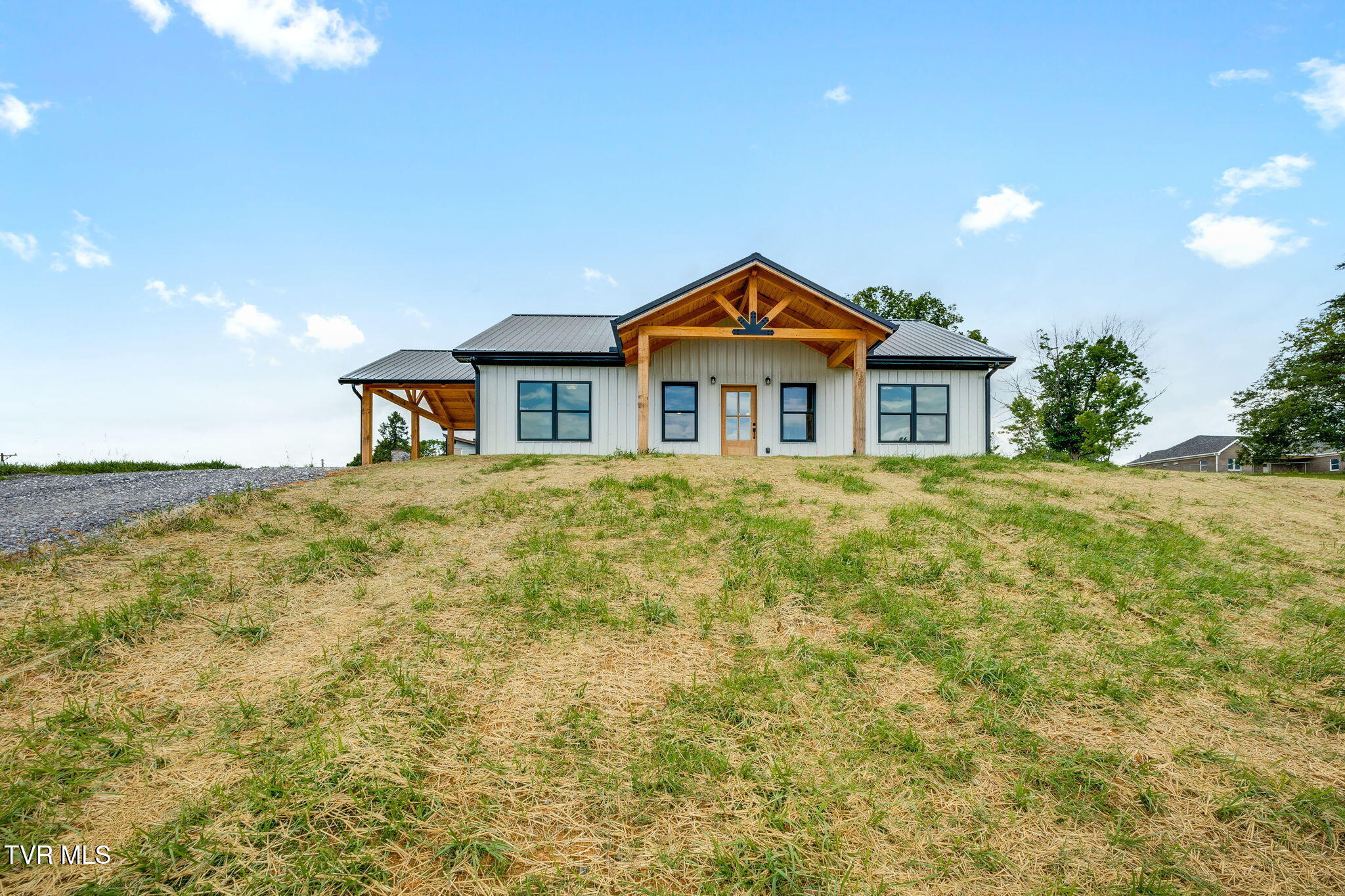 808 New Beason Well Road Kingsport, TN 37660 - Photo 1 of 31 001 (2)