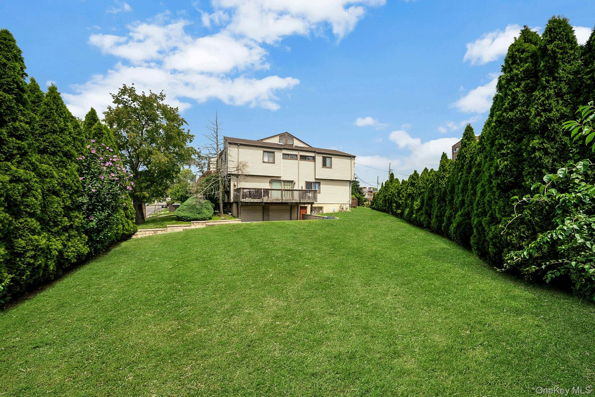 309 Pelham Road New Rochelle, NY 10805 - Photo 42 of 48 Gallery Image 42