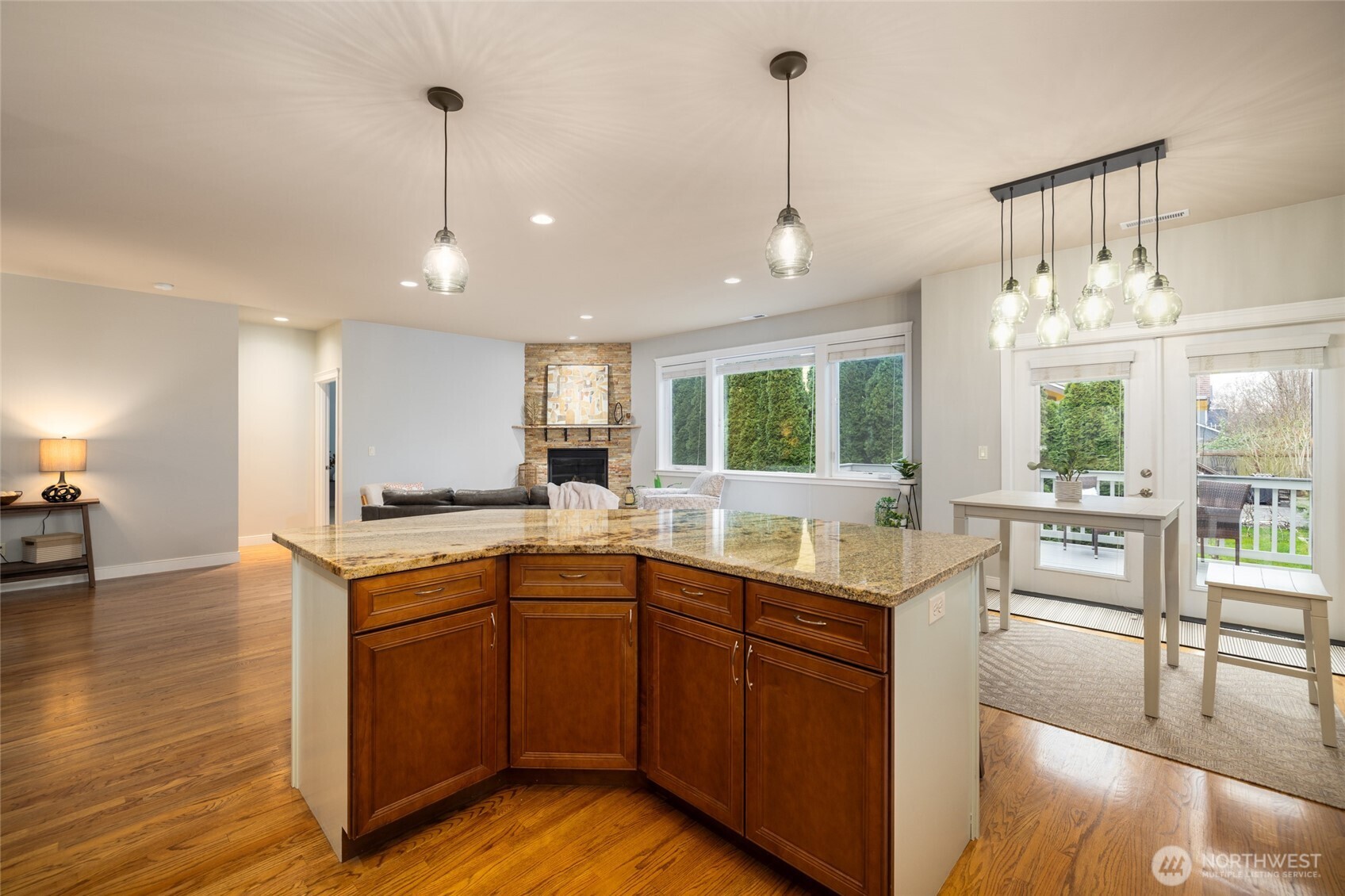 206 Dalan Place La Conner, WA 98257 - Photo 11 of 38