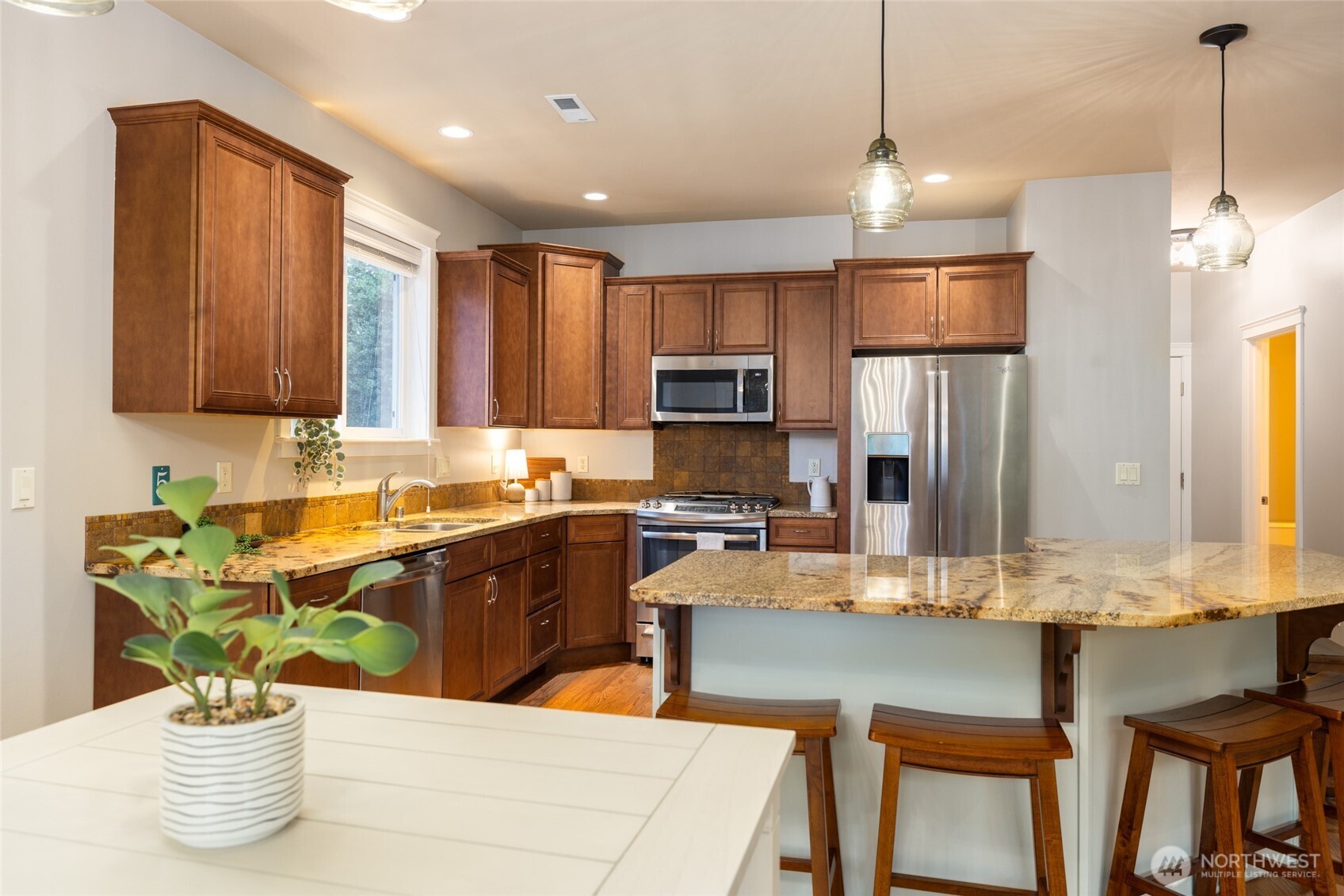 206 Dalan Place La Conner, WA 98257 - Photo 12 of 38