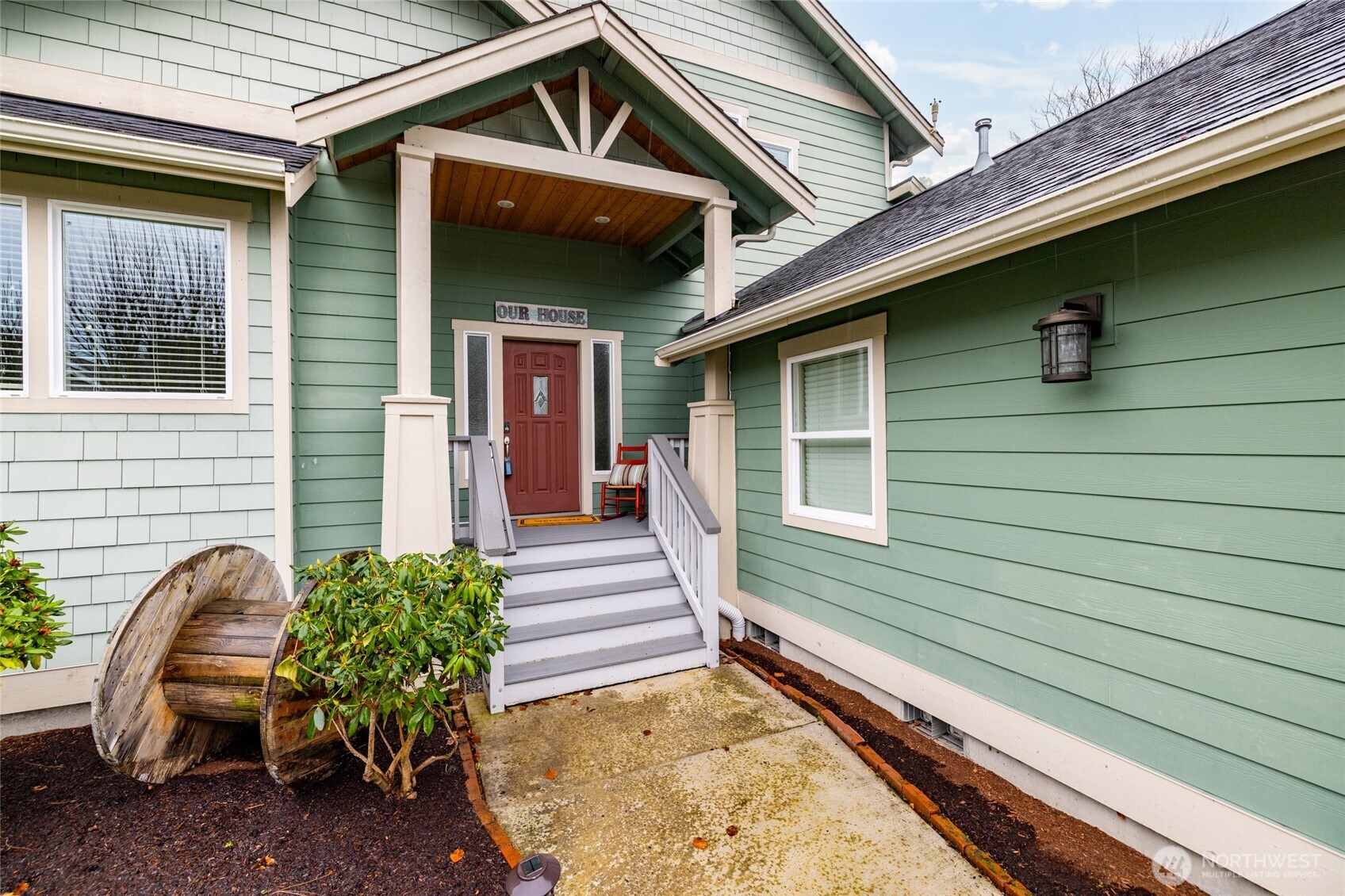 206 Dalan Place La Conner, WA 98257 - Photo 2 of 38