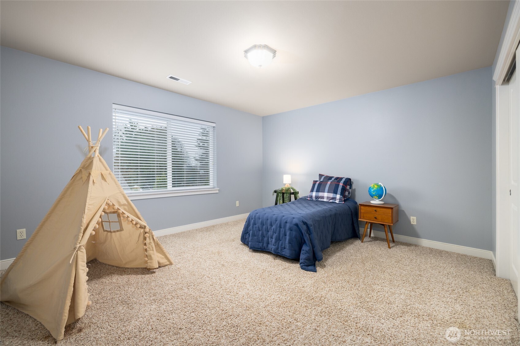 206 Dalan Place La Conner, WA 98257 - Photo 23 of 38