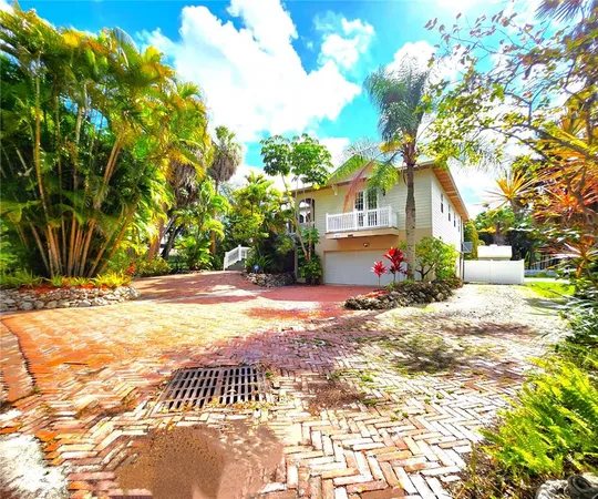 $799,000 | 102 17th Street Northeast, Bradenton, FL 34208